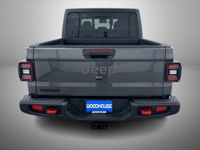 new 2025 Jeep Gladiator car, priced at $51,974