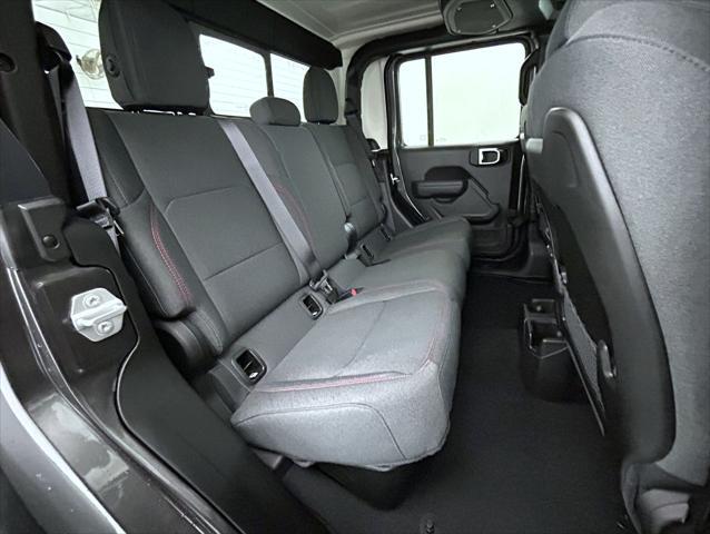 new 2025 Jeep Gladiator car, priced at $51,974
