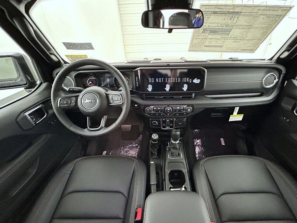 new 2025 Jeep Gladiator car, priced at $41,773