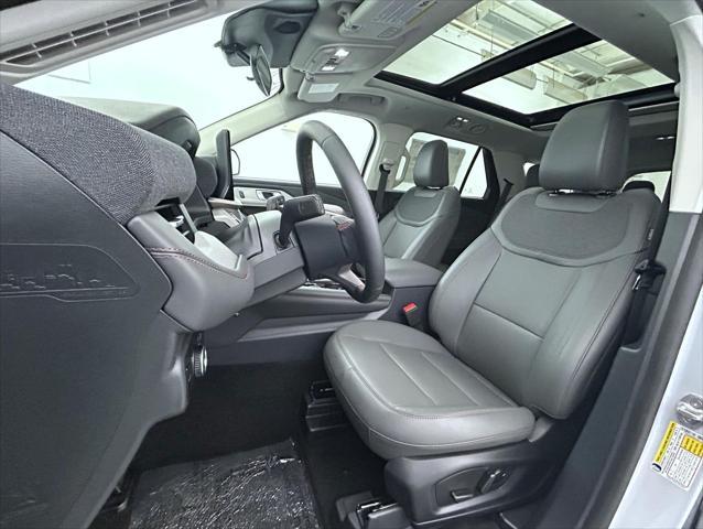 new 2025 Ford Explorer car