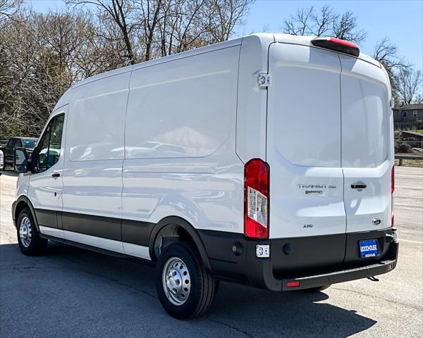 new 2025 Ford Transit-250 car