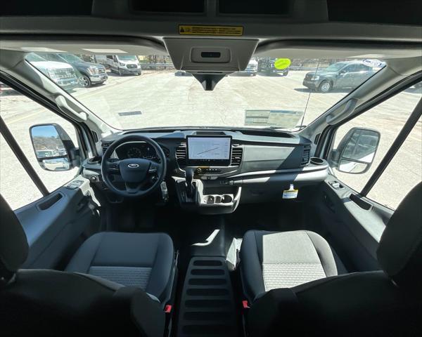 new 2025 Ford Transit-250 car