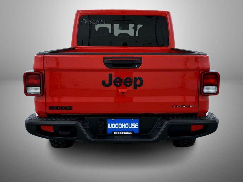 new 2025 Jeep Gladiator car, priced at $40,646