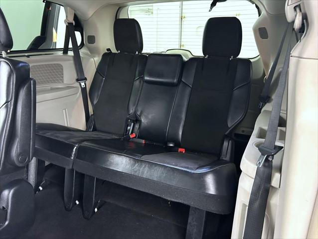 used 2014 Chrysler Town & Country car, priced at $9,590