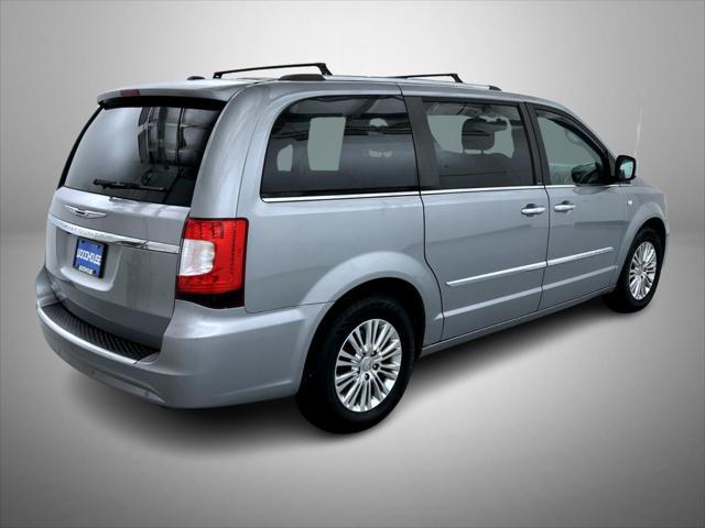used 2014 Chrysler Town & Country car, priced at $9,590