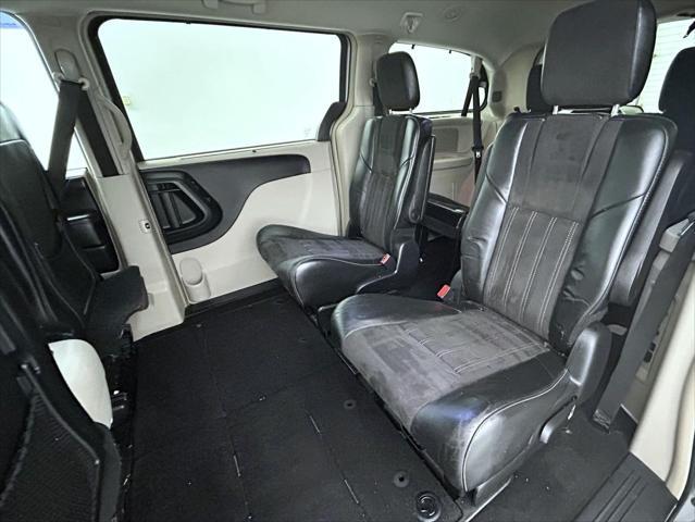 used 2014 Chrysler Town & Country car, priced at $9,590