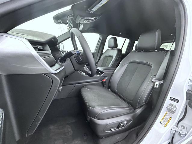 new 2025 Jeep Grand Cherokee car, priced at $40,585