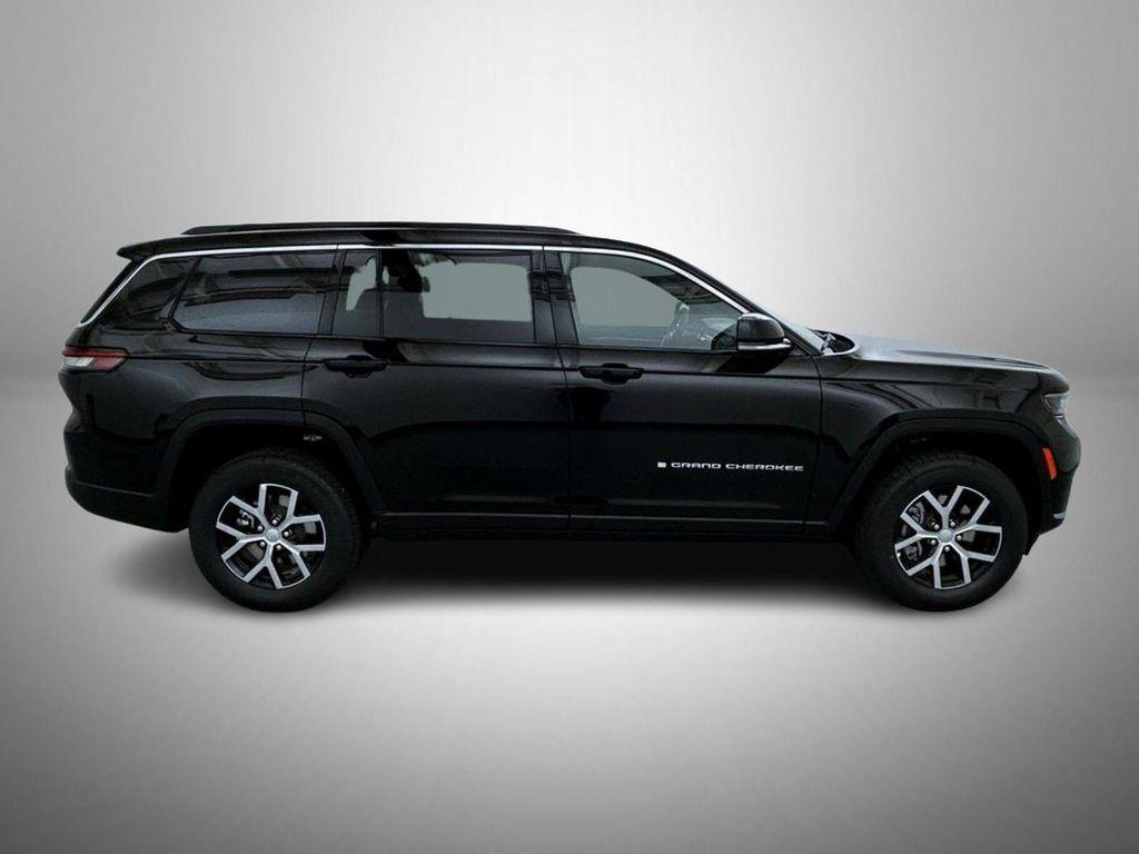 new 2025 Jeep Grand Cherokee L car, priced at $43,574