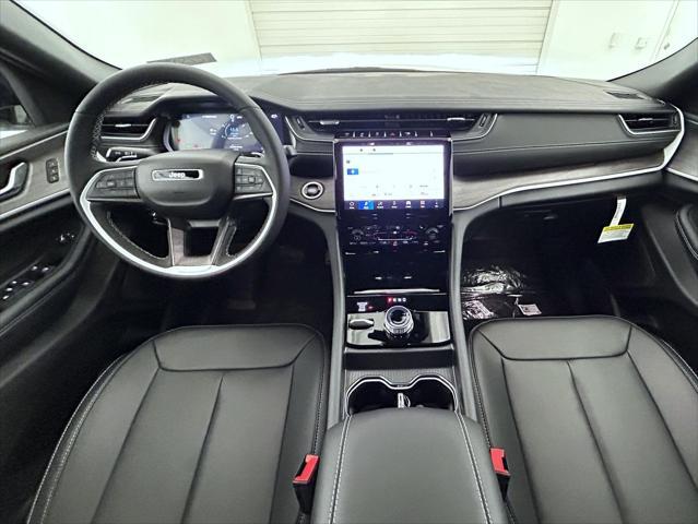 new 2025 Jeep Grand Cherokee L car, priced at $49,101