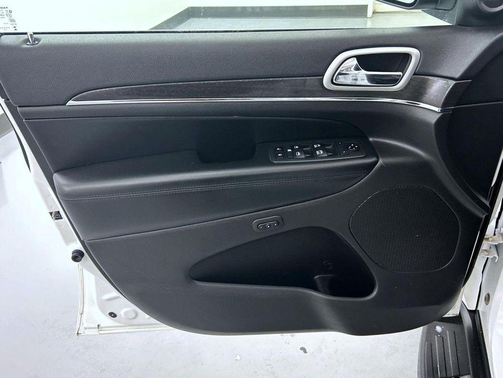 used 2018 Jeep Grand Cherokee car, priced at $14,772