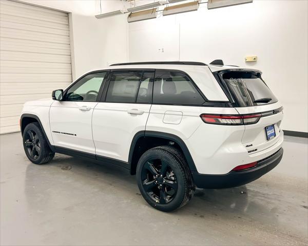 new 2025 Jeep Grand Cherokee car, priced at $44,694