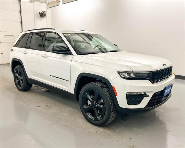 new 2025 Jeep Grand Cherokee car, priced at $44,694