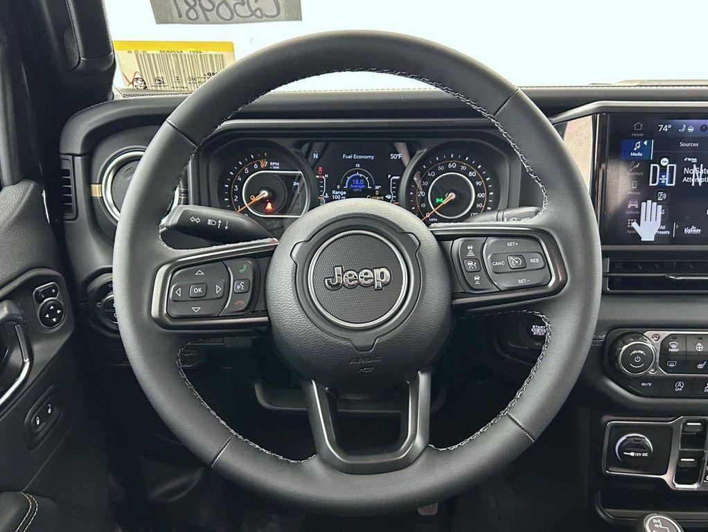 new 2025 Jeep Gladiator car, priced at $40,646