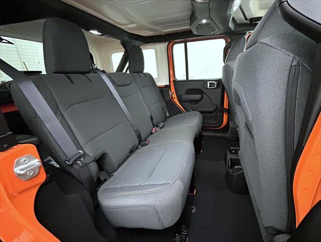 new 2025 Jeep Wrangler car, priced at $45,903