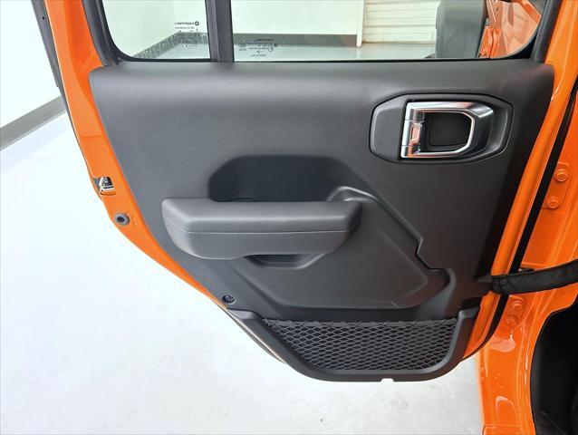 new 2025 Jeep Wrangler car, priced at $45,903
