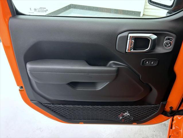 new 2025 Jeep Wrangler car, priced at $45,903