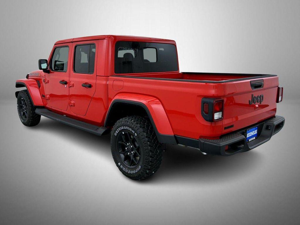new 2025 Jeep Gladiator car, priced at $40,521