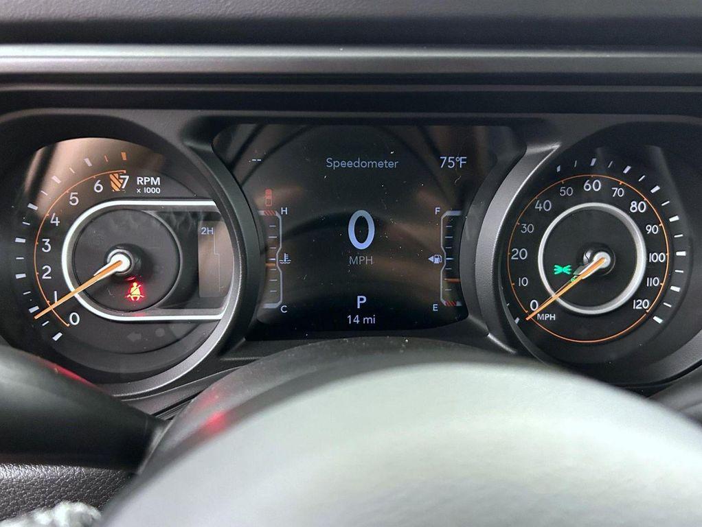 new 2025 Jeep Gladiator car, priced at $40,521