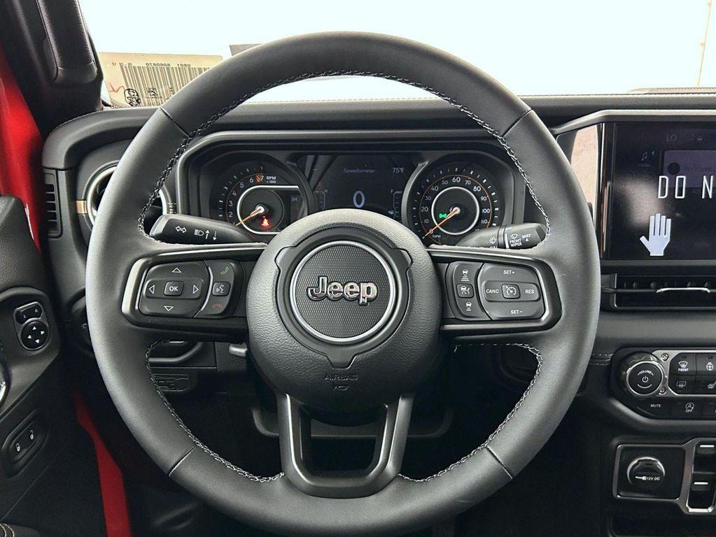 new 2025 Jeep Gladiator car, priced at $40,521