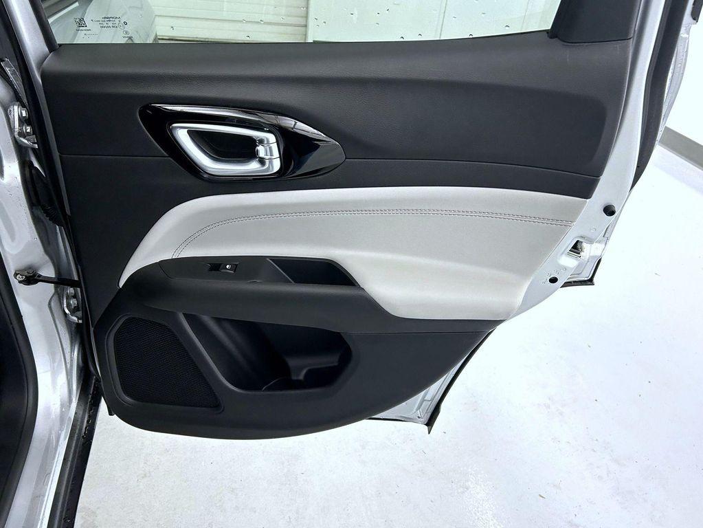 new 2025 Jeep Compass car, priced at $31,831