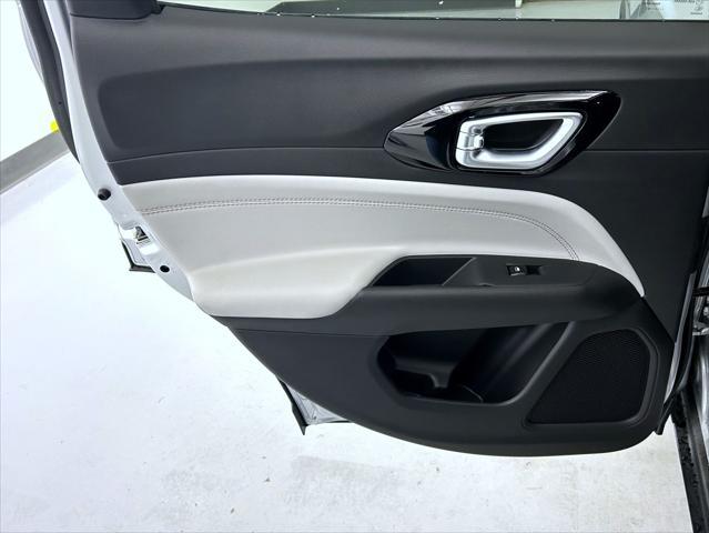 new 2025 Jeep Compass car, priced at $31,423