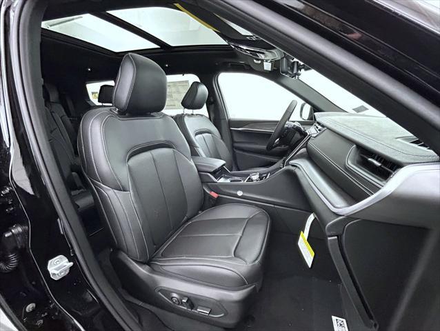 new 2025 Jeep Grand Cherokee L car, priced at $53,976