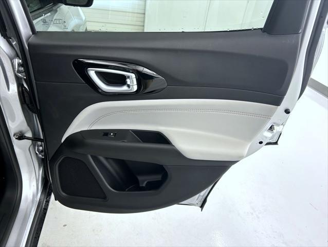 new 2025 Jeep Compass car, priced at $31,423