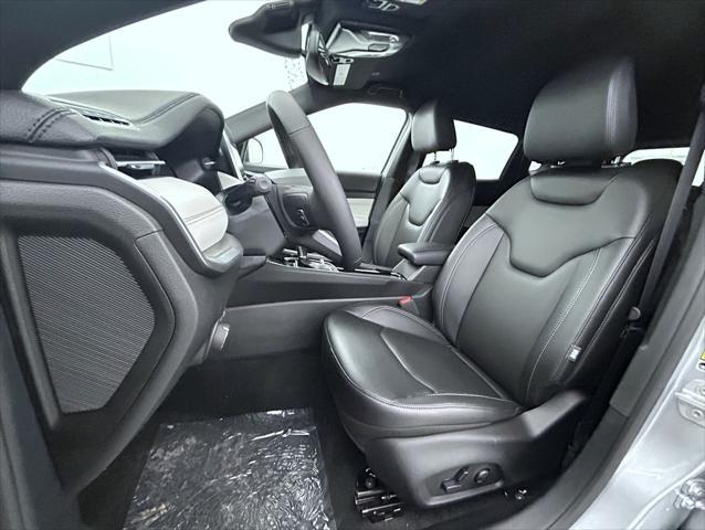 new 2025 Jeep Compass car, priced at $31,423
