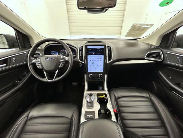 used 2024 Ford Edge car