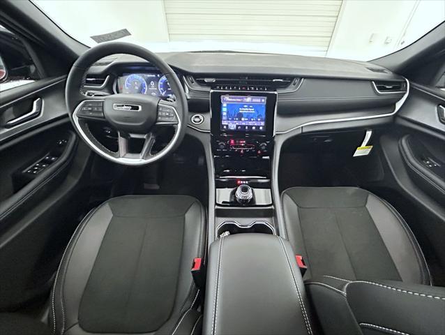 new 2025 Jeep Grand Cherokee L car, priced at $42,376