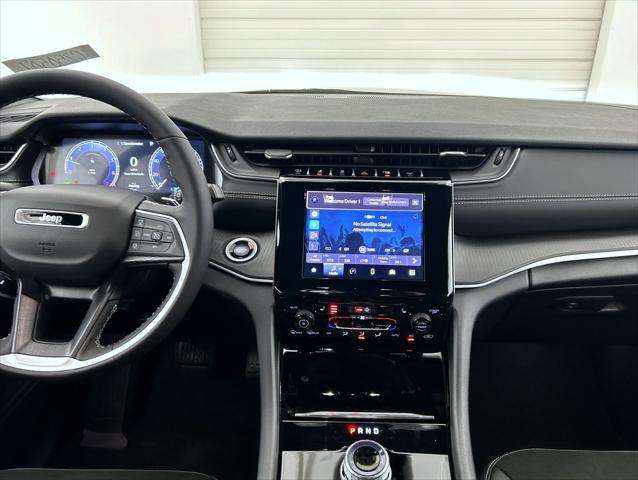 new 2025 Jeep Grand Cherokee L car, priced at $42,376