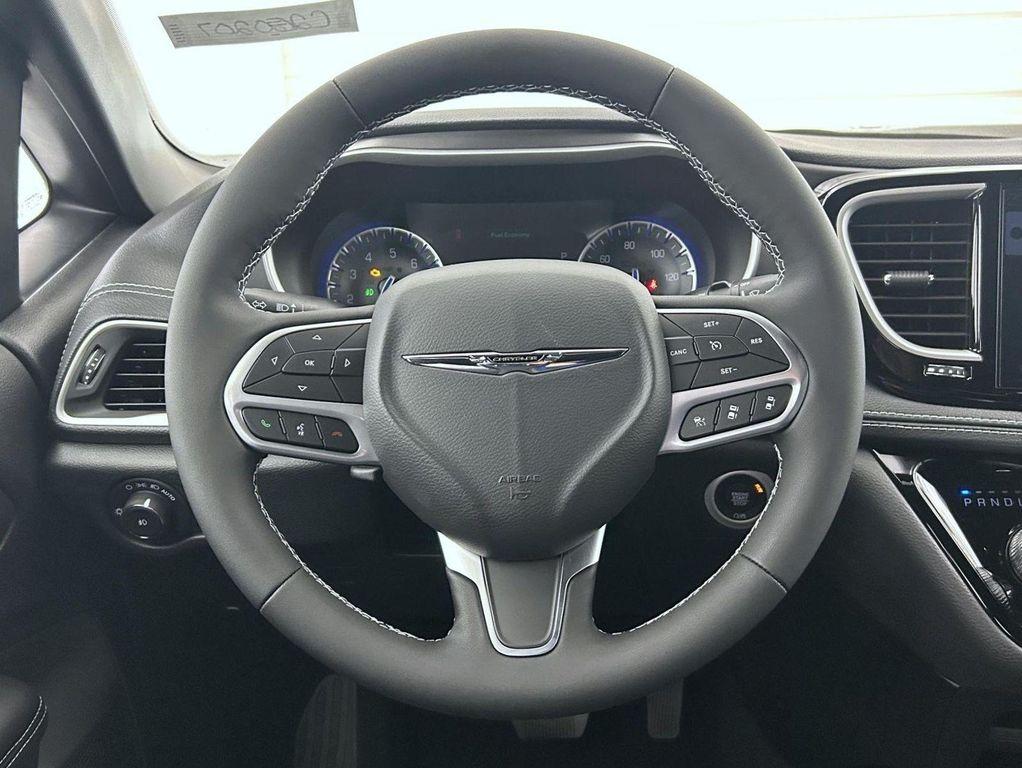 new 2026 Chrysler Pacifica car, priced at $40,048