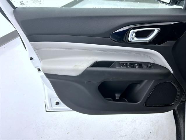 new 2025 Jeep Compass car, priced at $30,893