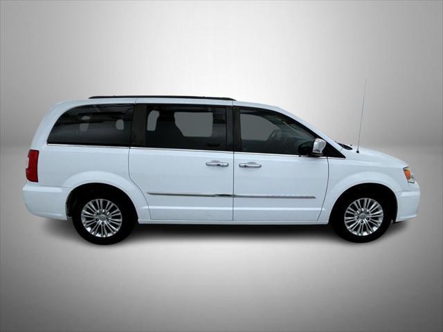used 2015 Chrysler Town & Country car, priced at $15,084