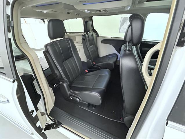 used 2015 Chrysler Town & Country car, priced at $15,084