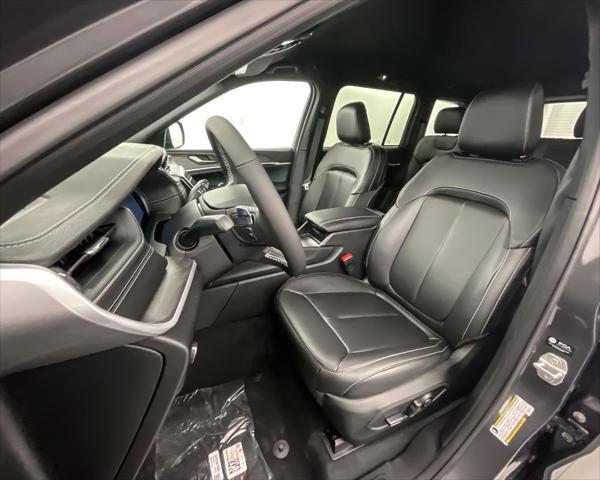 new 2025 Jeep Grand Cherokee car, priced at $43,340