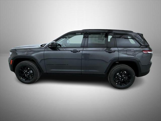new 2025 Jeep Grand Cherokee car, priced at $40,903