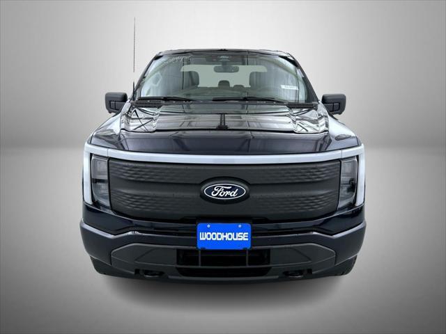 new 2025 Ford F-150 Lightning car