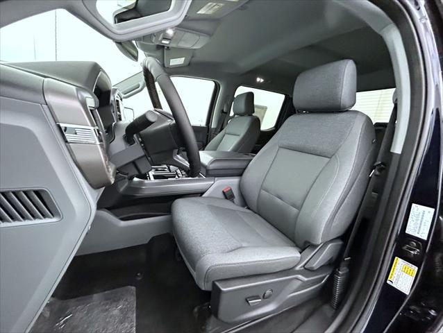 new 2025 Ford F-150 Lightning car