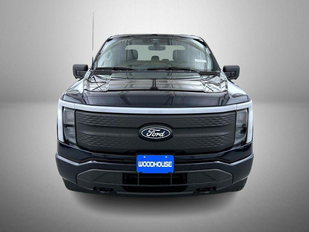 new 2025 Ford F-150 Lightning car