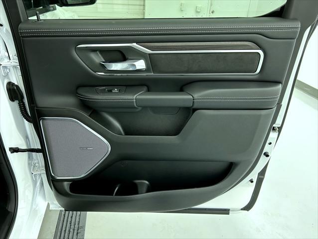 new 2025 Ram 1500 car, priced at $59,556