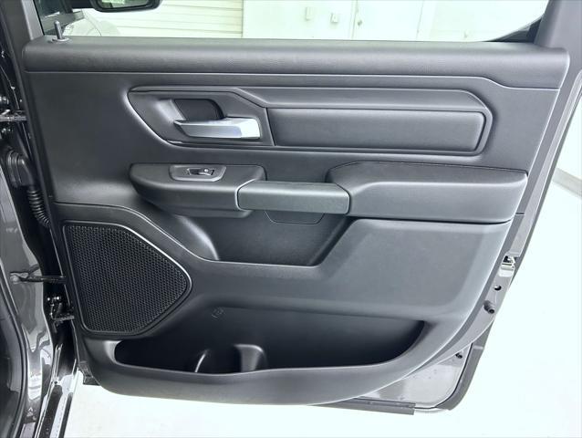new 2025 Ram 1500 car, priced at $44,678