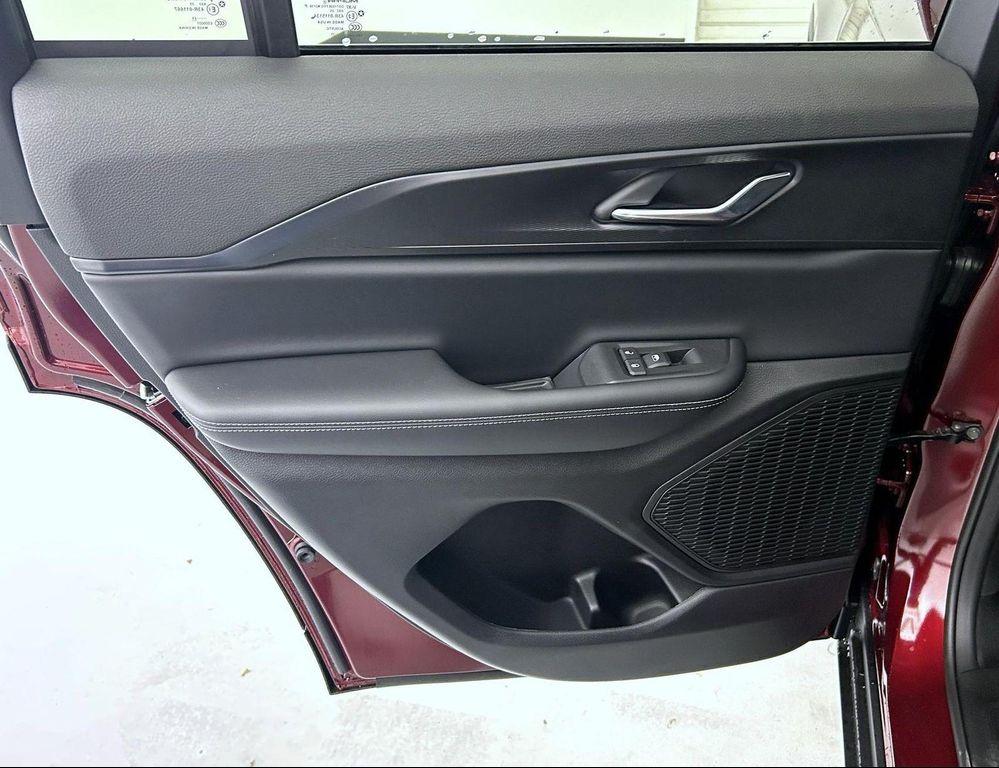 new 2025 Jeep Grand Cherokee car, priced at $36,500