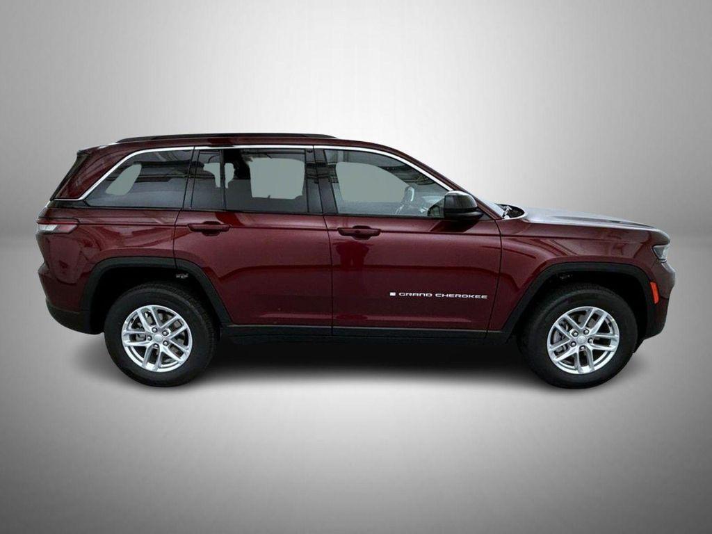 new 2025 Jeep Grand Cherokee car, priced at $36,500
