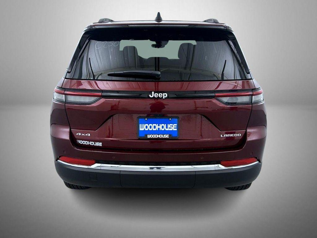new 2025 Jeep Grand Cherokee car, priced at $36,500