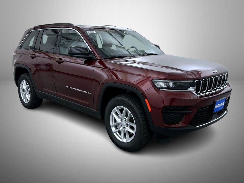 new 2025 Jeep Grand Cherokee car, priced at $36,500