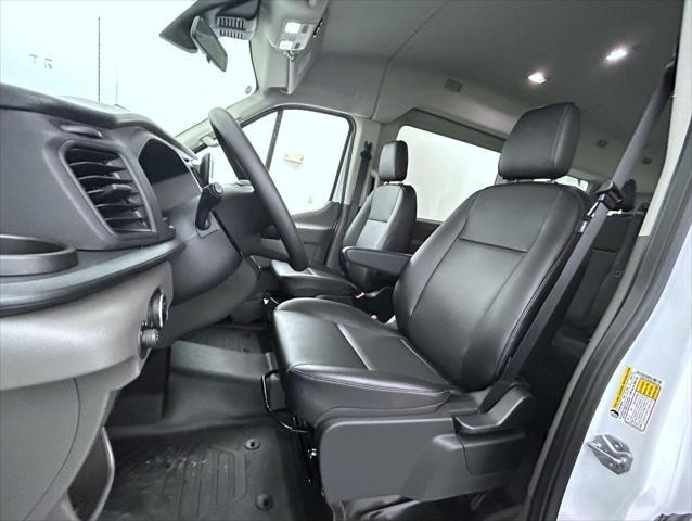 new 2025 Ford Transit-350 car