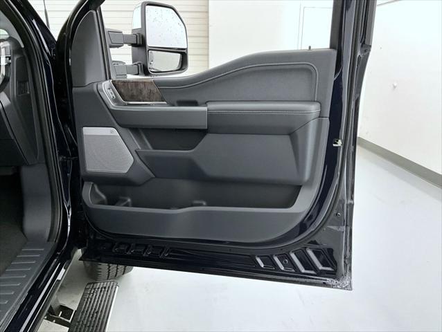 new 2025 Ford F-350 car