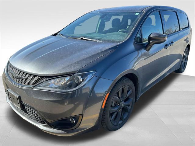 used 2018 Chrysler Pacifica car, priced at $16,687