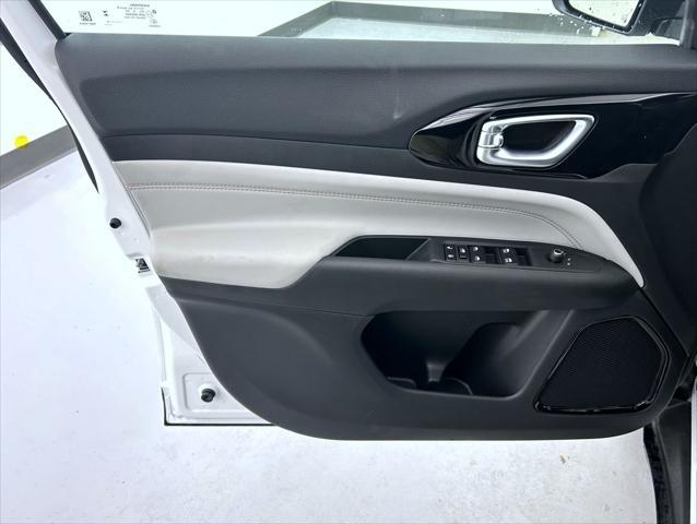 new 2025 Jeep Compass car, priced at $30,893